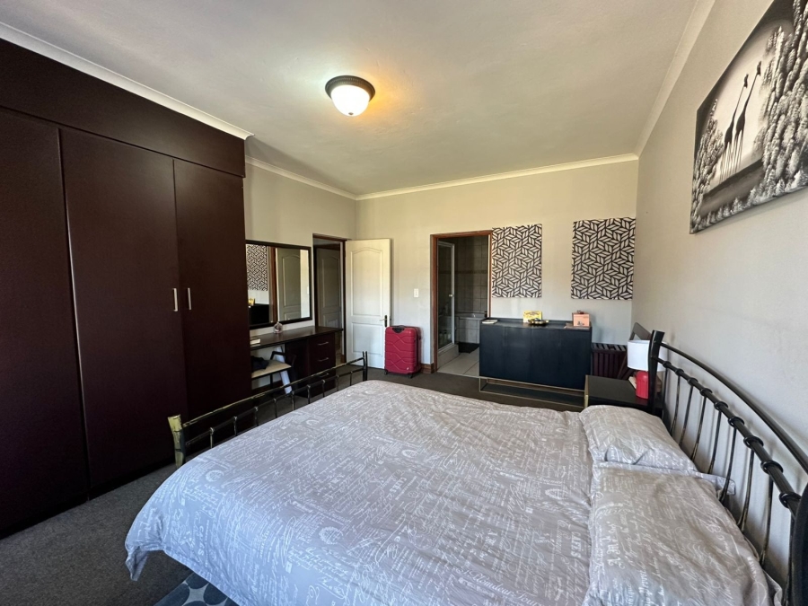 3 Bedroom Property for Sale in Meerhof North West
